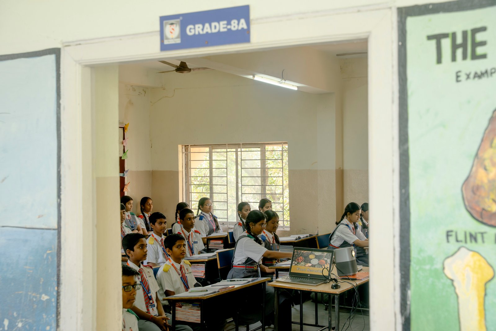 Class rooms/UKP01950.jpg