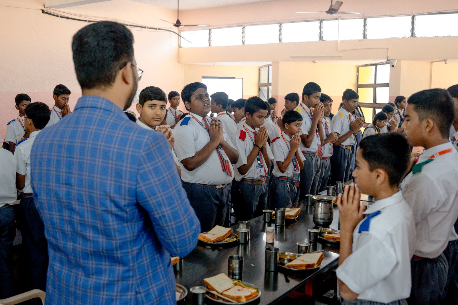 Dining hall/UKP01630.jpg