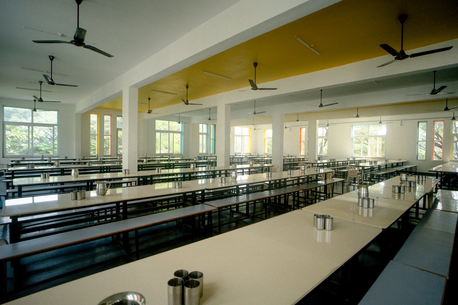 Dining hall/UKP01687.jpg
