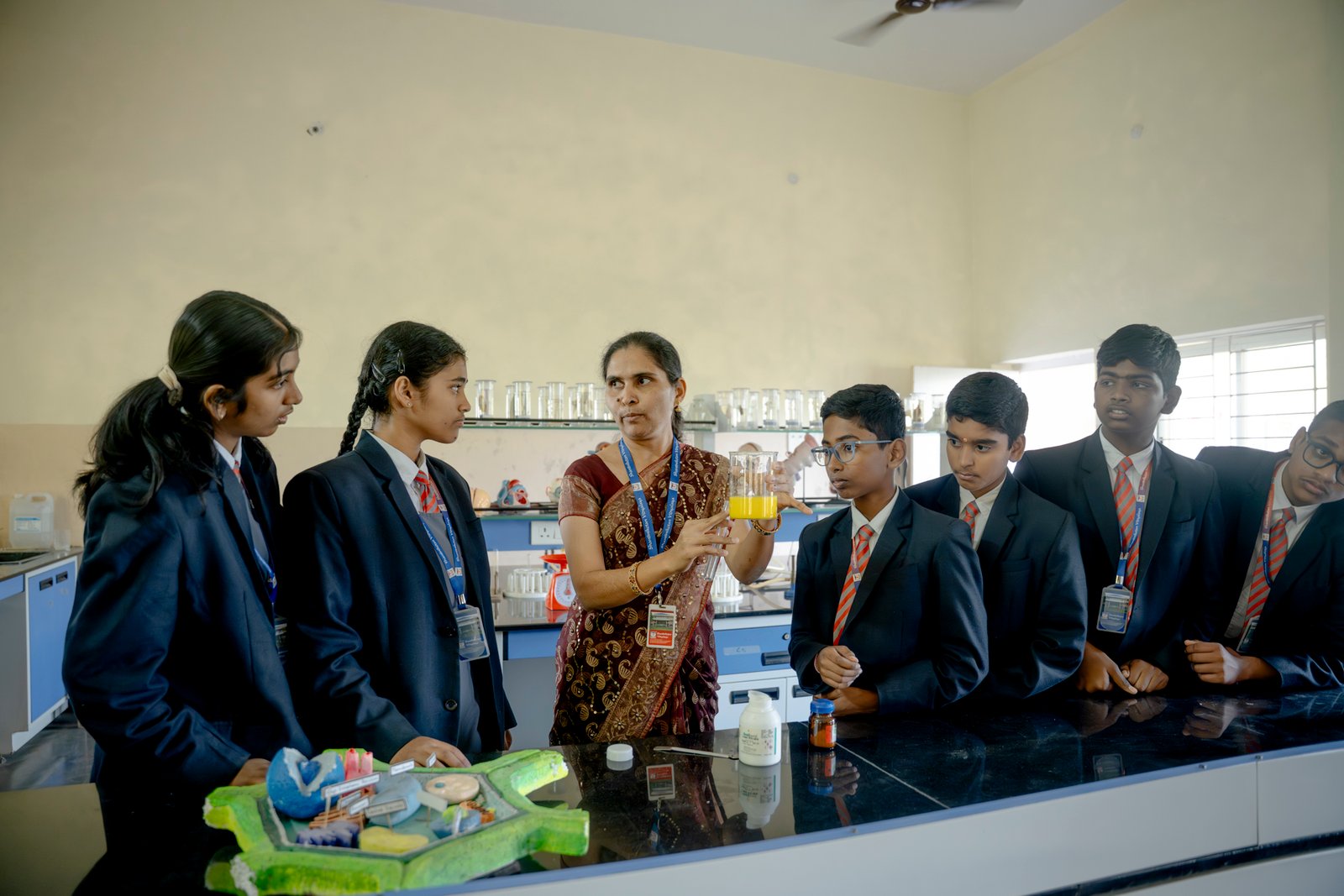 Lab and lab classes/UKP02030.jpg