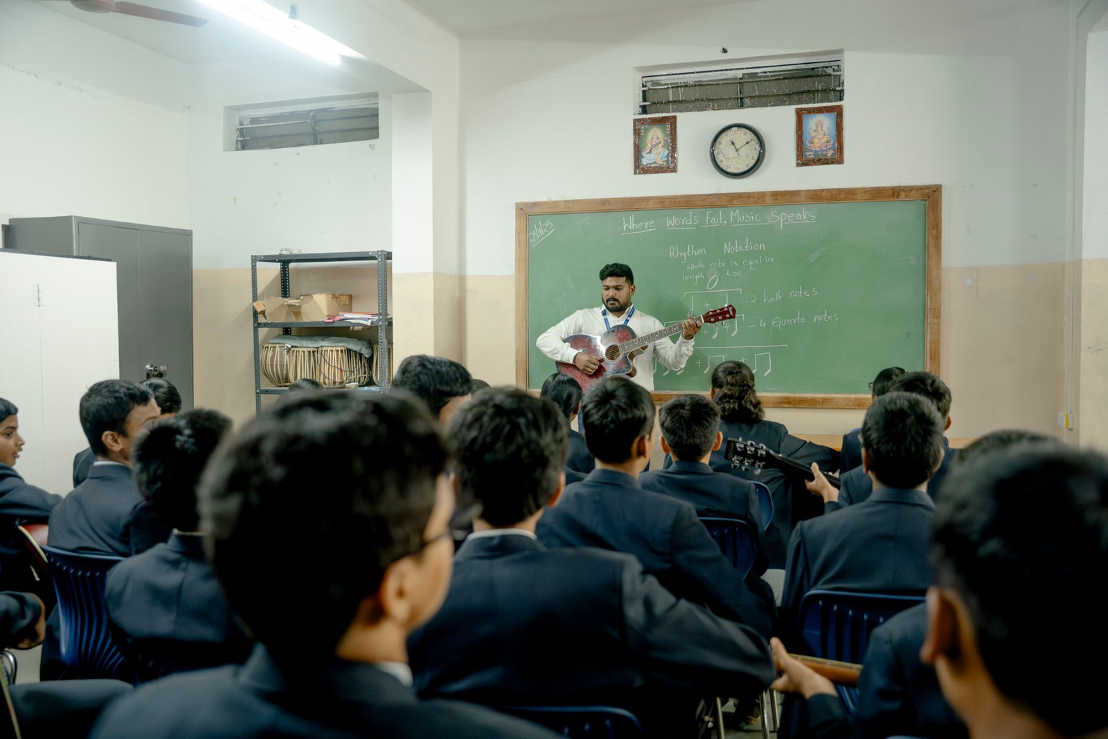 Music/UKP01902.jpg